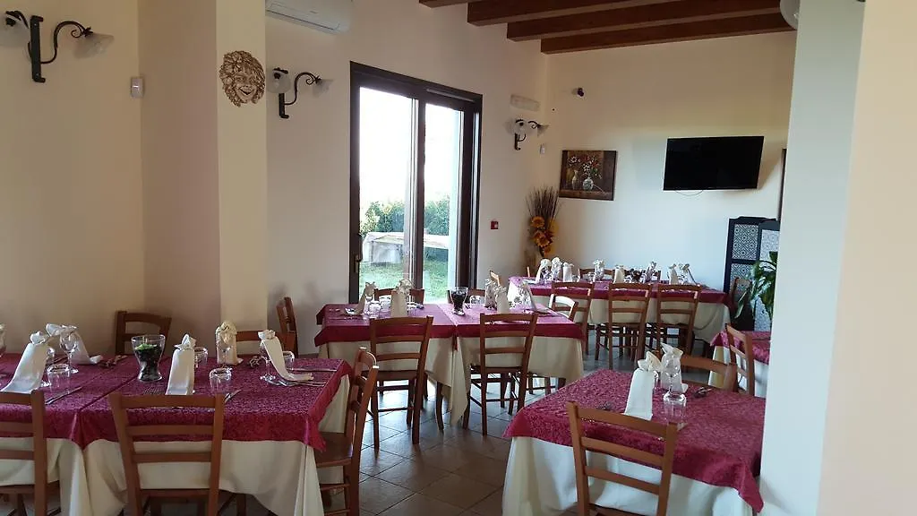 Villa Oasi Di Francesca La Rotondella Alloggio per agriturismo