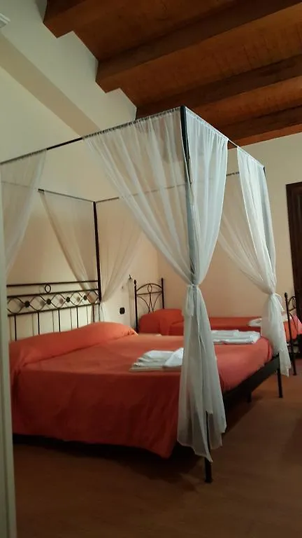 Villa Oasi Di Francesca La Rotondella Italia