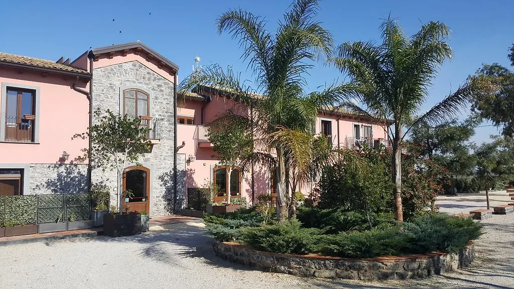 Villa Oasi Di Francesca La Rotondella 0*,